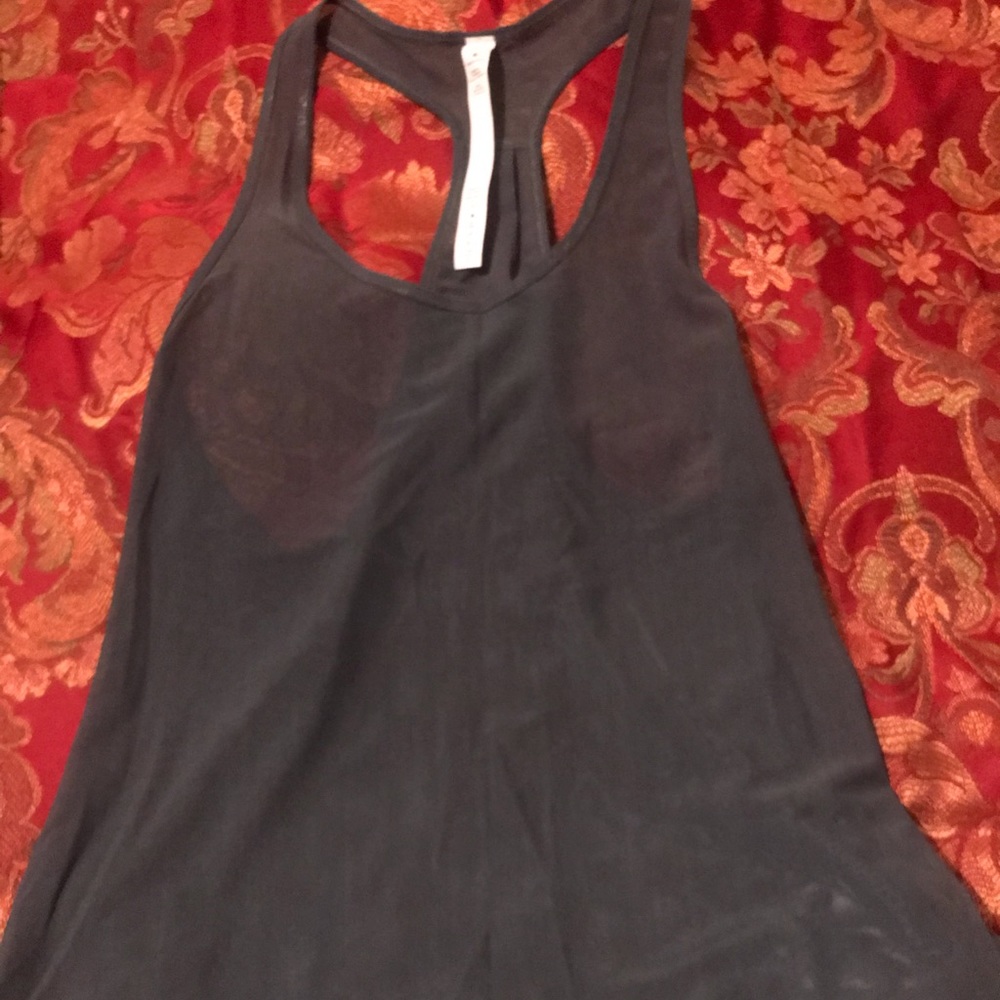 Lululemon 105 singlet tank size 4